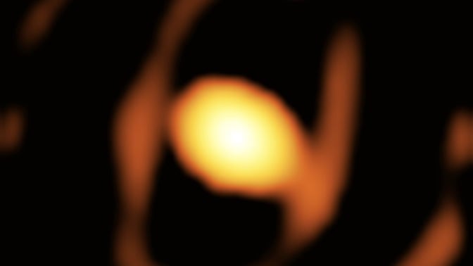 A close-up telescope image of star WOH G64