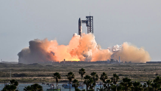 The SpaceX Starship lifts off from Starbase near Boca Chica, Texas, on November 19, 2024, for the Starship Flight 6 test. 